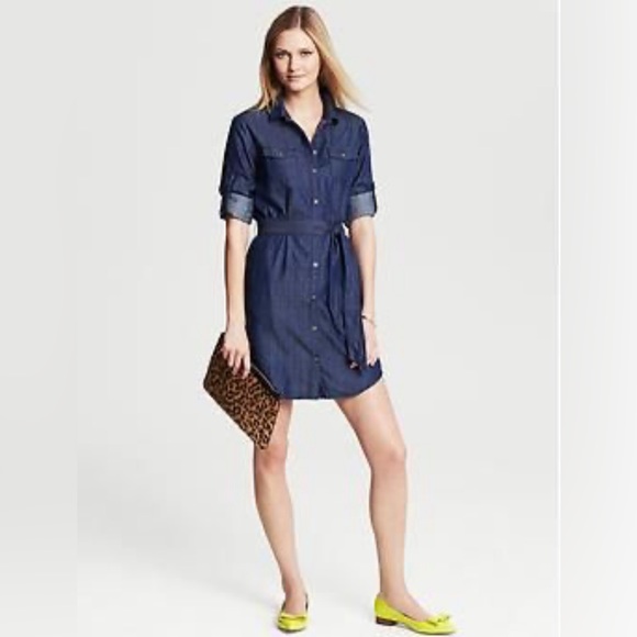 Banana Republic Dresses & Skirts - Banana Republic women’s denim dress, 10